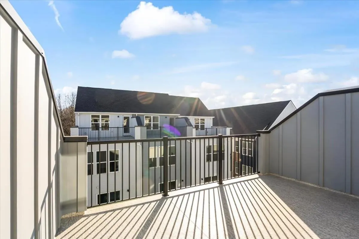 Villa Luxurious King 3Br Townhouse Mins To Uptown Clt! à Charlotte Hébergement de vacances