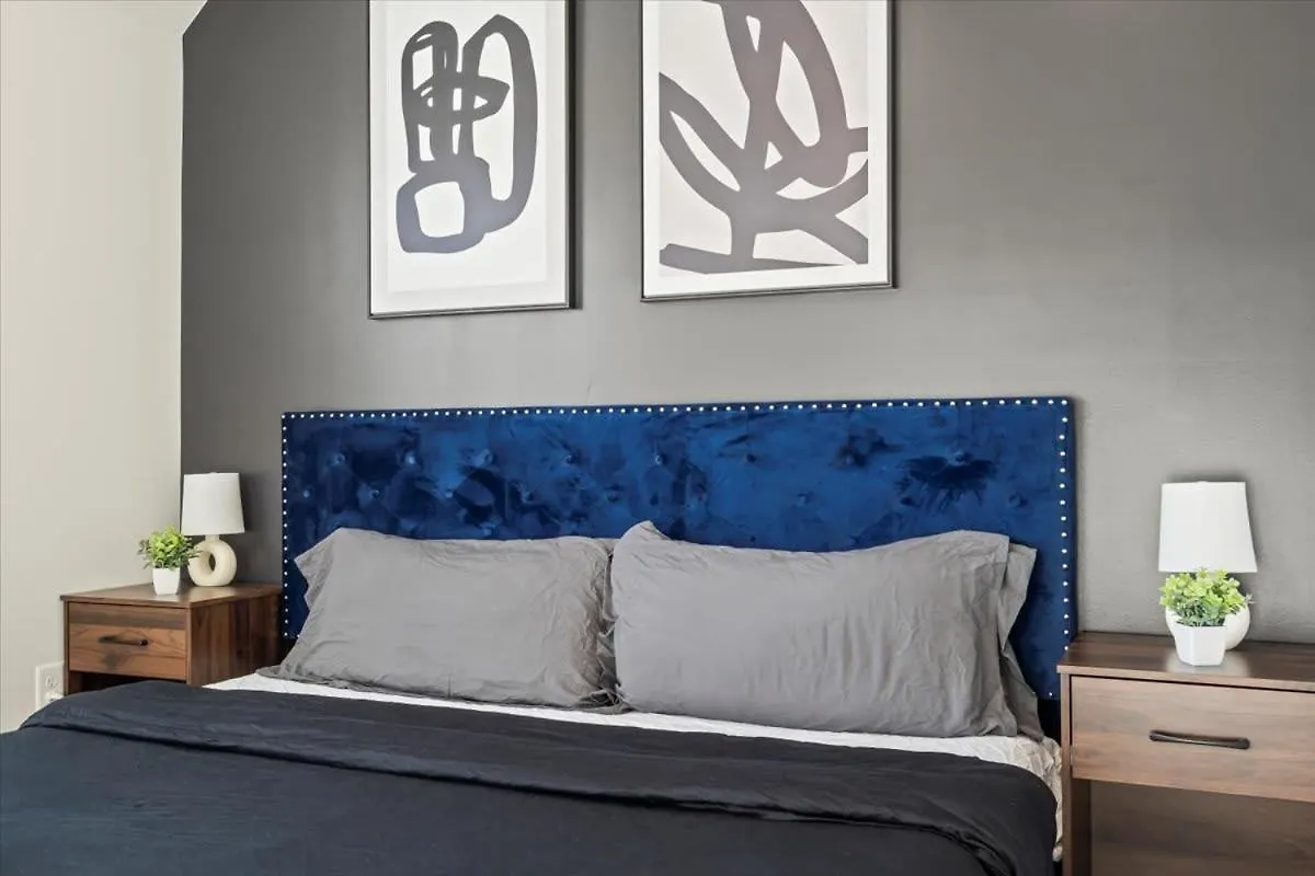 Dom wakacyjny Willa Luxurious King 3Br Townhouse Mins To Uptown Clt! Charlotte